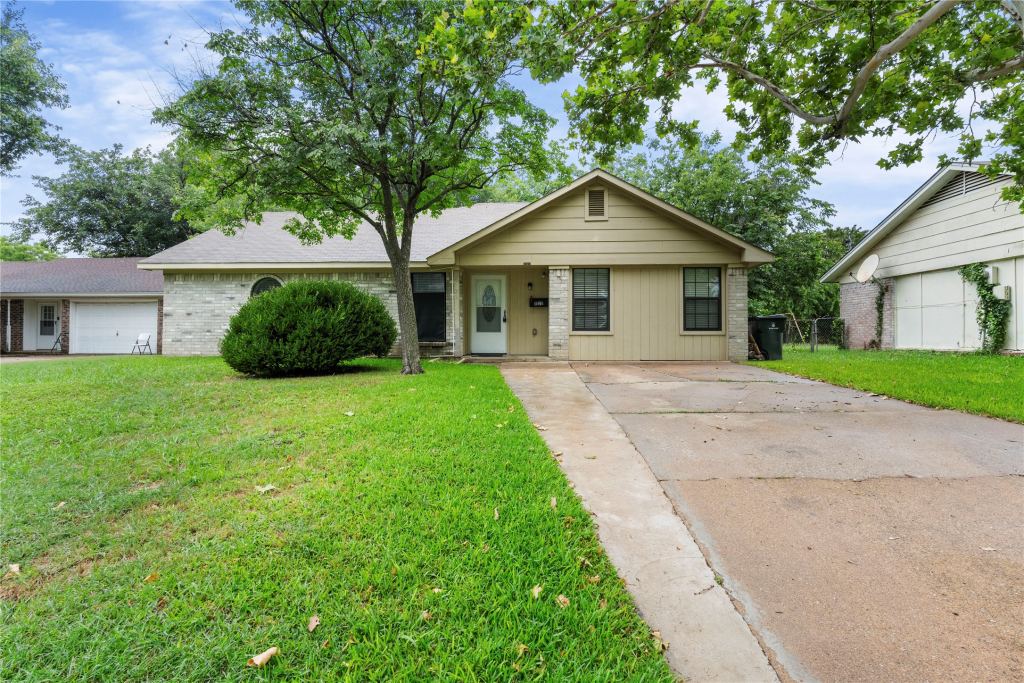 1121 Sam Houston Drive, Garland, TX 75042 — photo 1