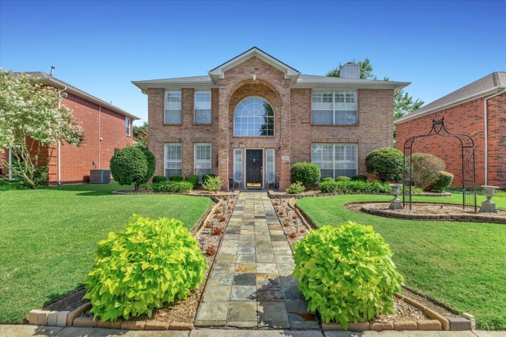 1324 Black Oak Drive, Carrollton, TX 75007 — photo 1