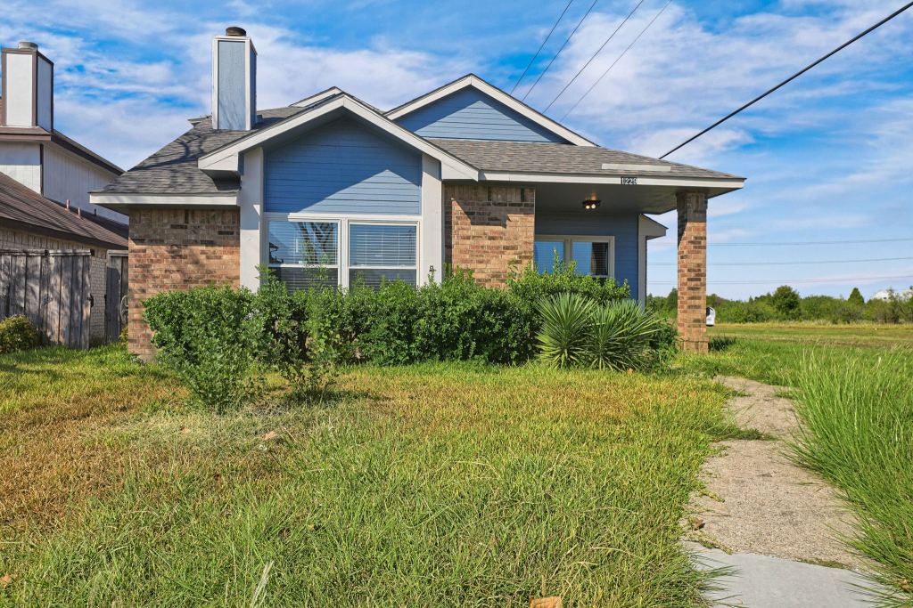 1229 Old Barn Lane, Mesquite, TX 75149 — photo 1