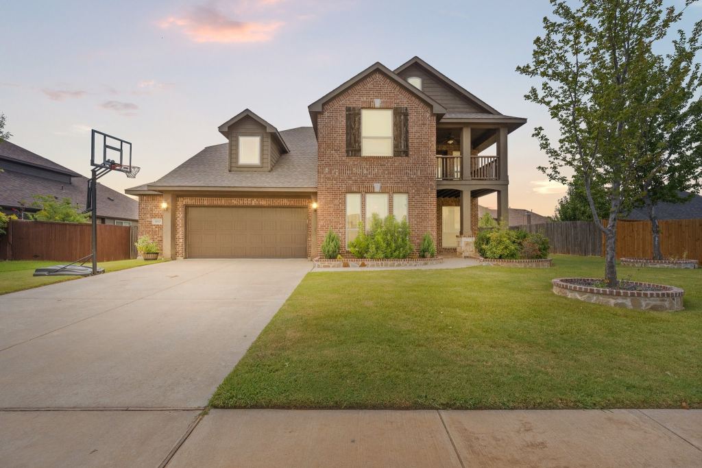 1112 Cardinal Ridge Road, Burleson, TX 76028 — photo 1