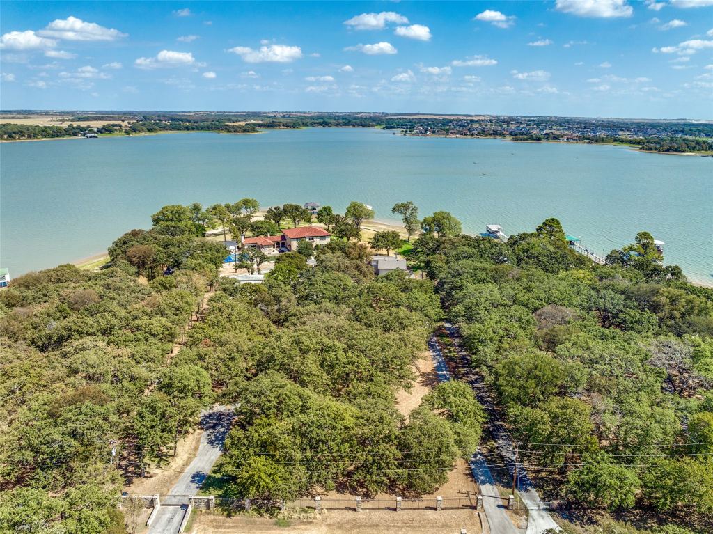 12960 Gantt Road E, Azle, TX 76020 — photo 1