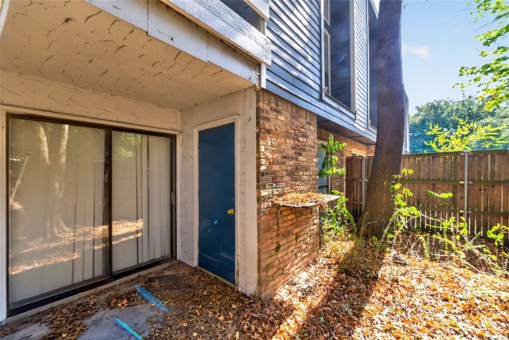 5840 Spring Valley 305, Dallas, TX 75254 — photo 1