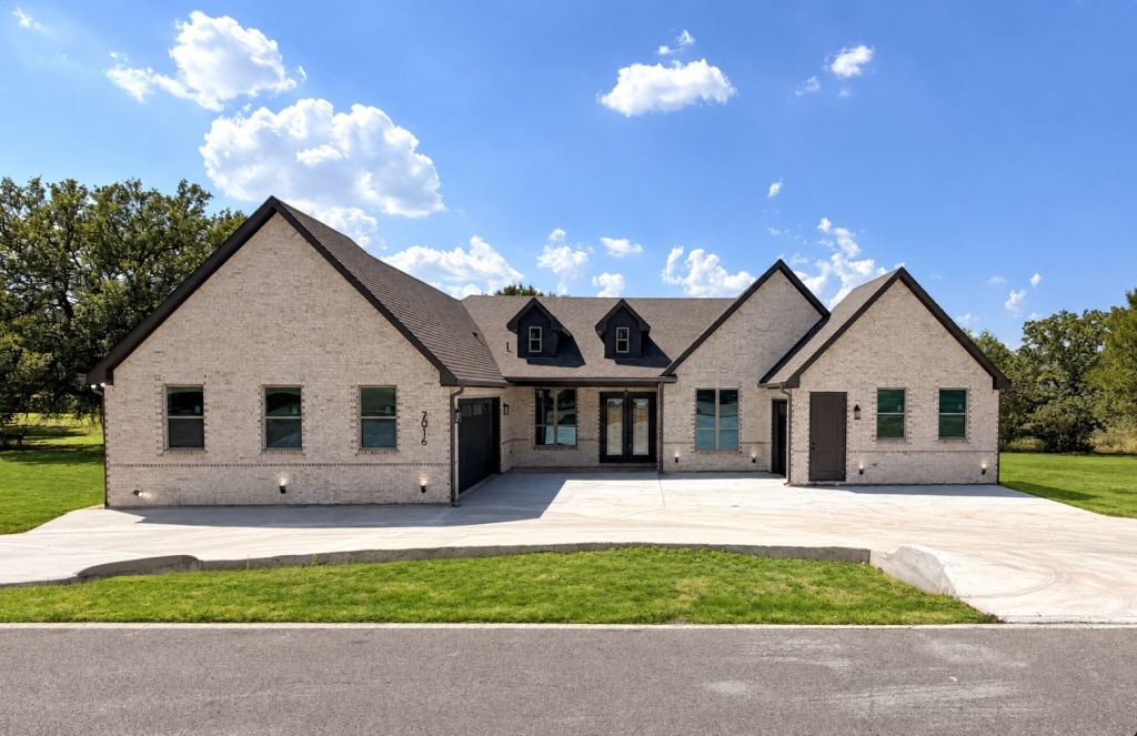 7016 Westover Drive