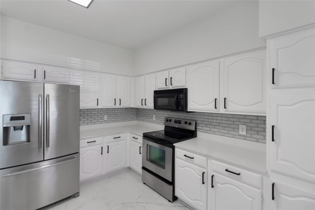 2835 Keller Springs Road 903, Carrollton, TX 75006 — photo 1