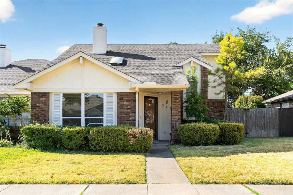 545 Stringfellow Drive, Coppell, TX 75019 — photo 1