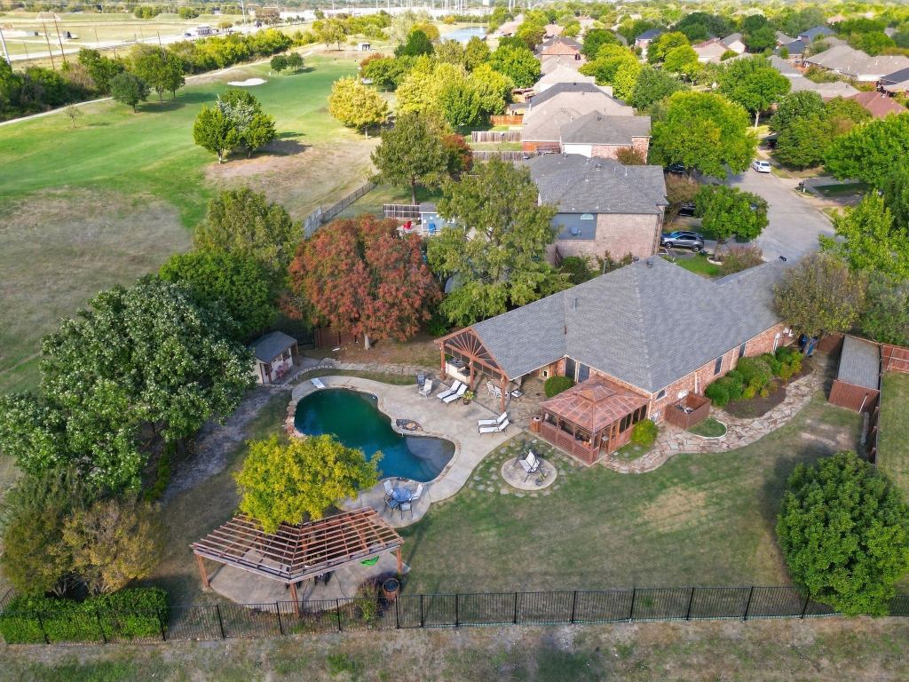 10717 Wolfcreek Lane, Rowlett, TX 75089 — photo 1