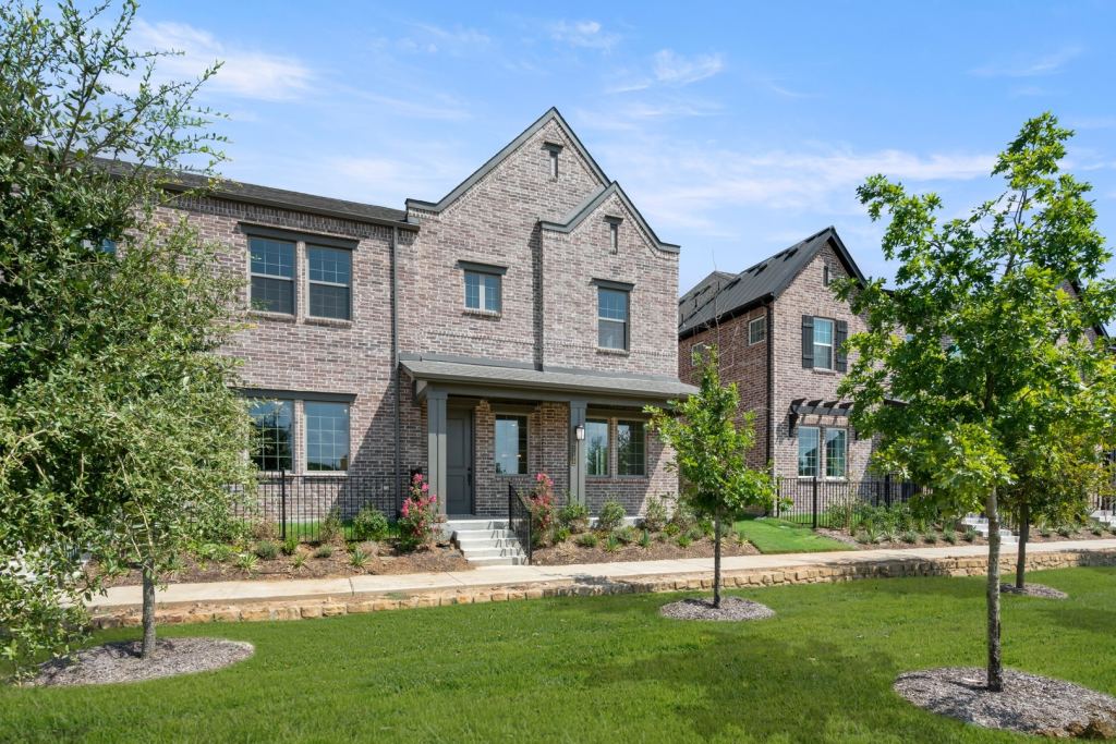 2408 Glacier Way, Mansfield, TX 76063 — photo 1