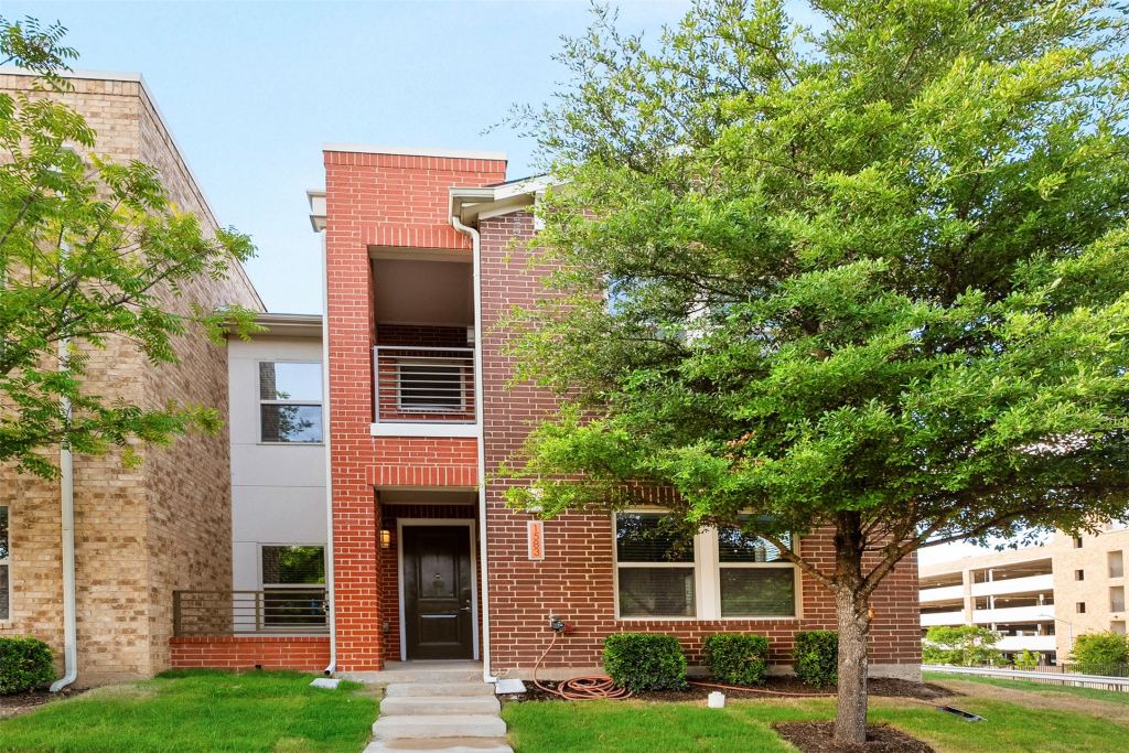 1583 Fiji Street, Dallas, TX 75203 — photo 1