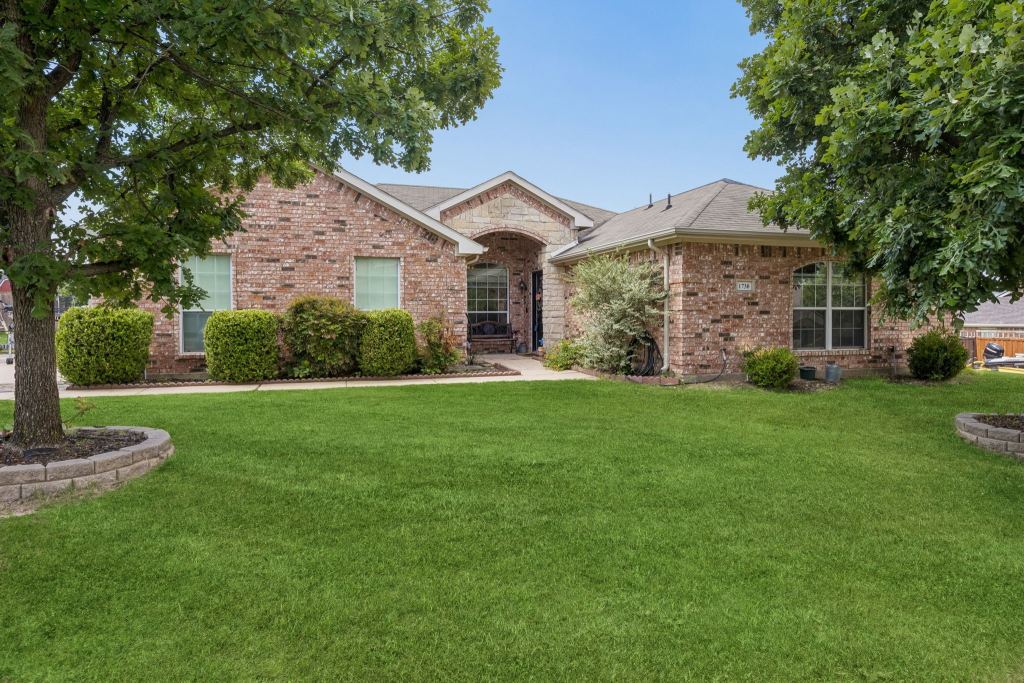 1730 Windswept Drive, Midlothian, TX 76065 — photo 1