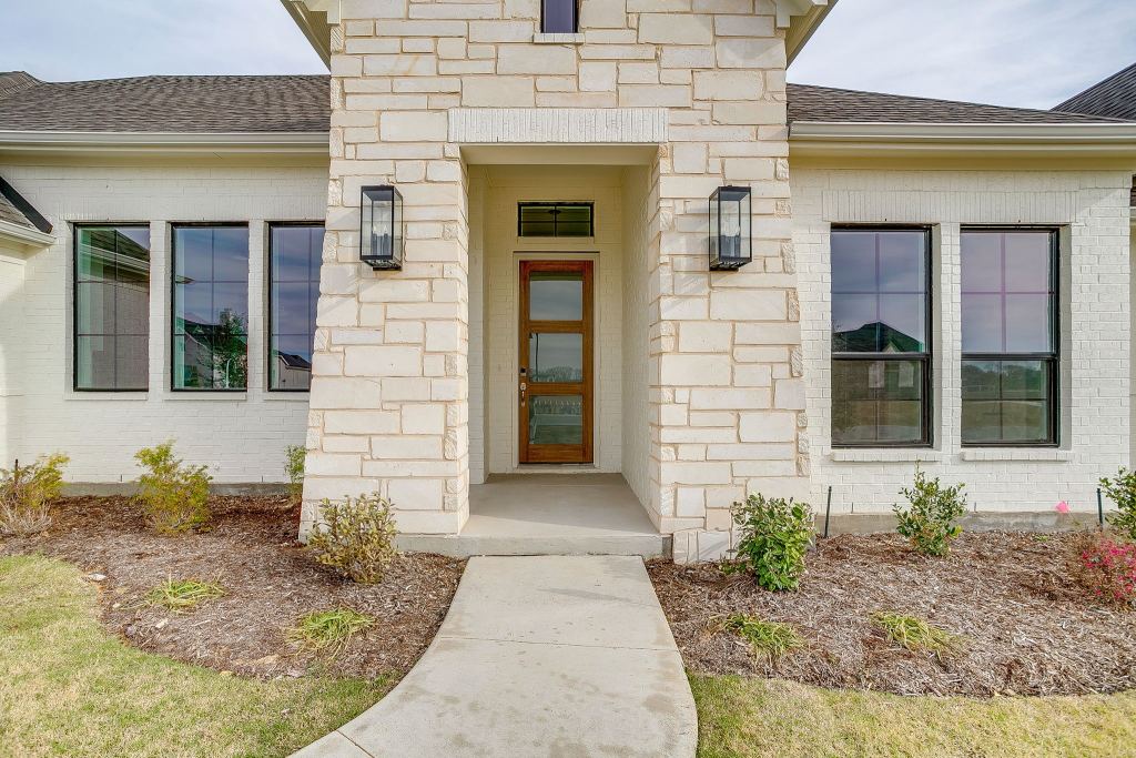 137 Aiden Drive, Waxahachie, TX 75165 — photo 1