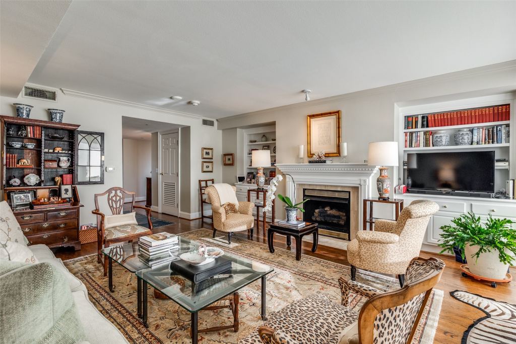 4242 Lomo Alto Drive N70, Highland Park, TX 75219 — photo 1