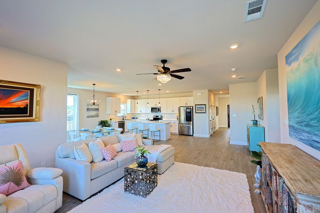 2415 Beverly Drive, Granbury, TX 76048 — photo 1