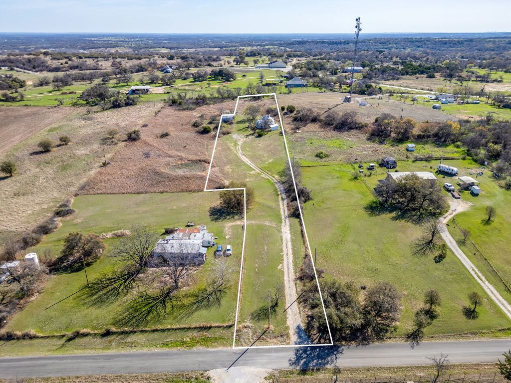 320 Windy Hill Lane, Springtown, TX 76082 — photo 1
