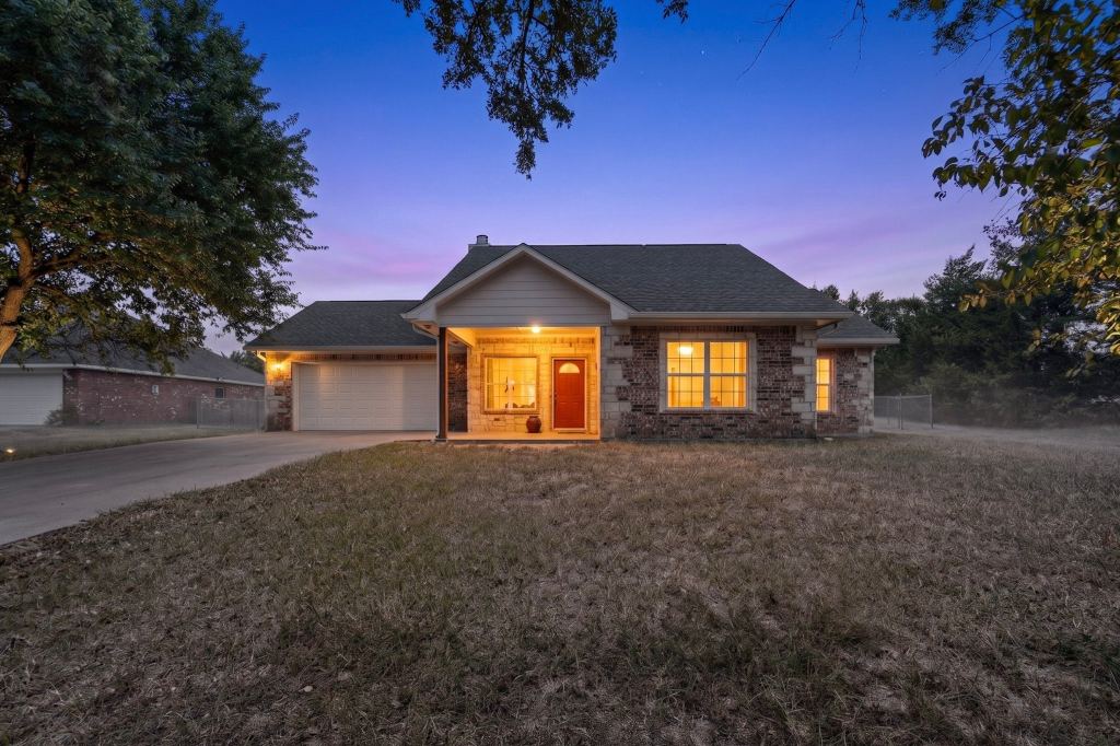 4014 Cox Street, Sherman, TX 75090 — photo 1
