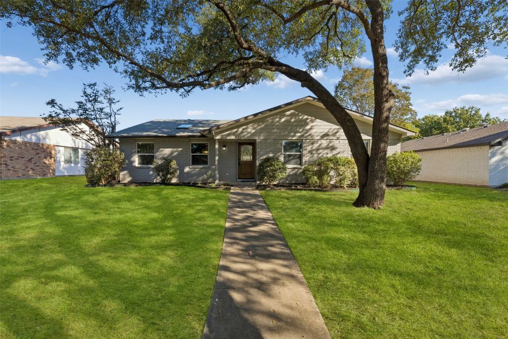 921 Harvest Glen Drive, Plano, TX 75023 — photo 1