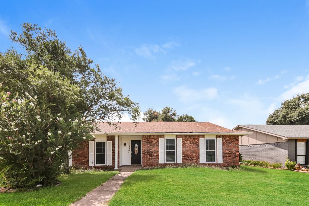3464 Livingston Lane, Carrollton, TX 75007 — photo 1
