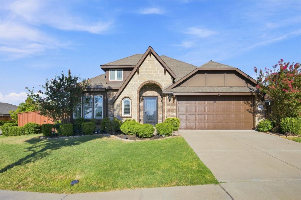 2101 Indigo Lane, Heartland, TX 75126 — photo 1