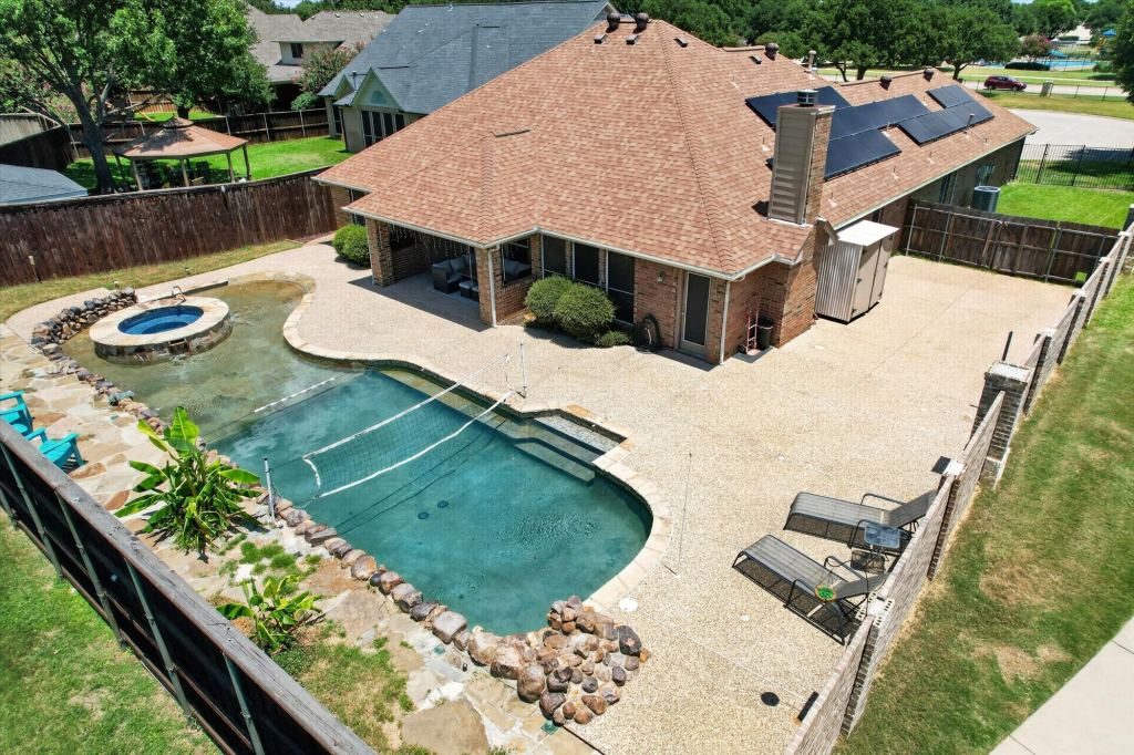 6001 Rock Cove