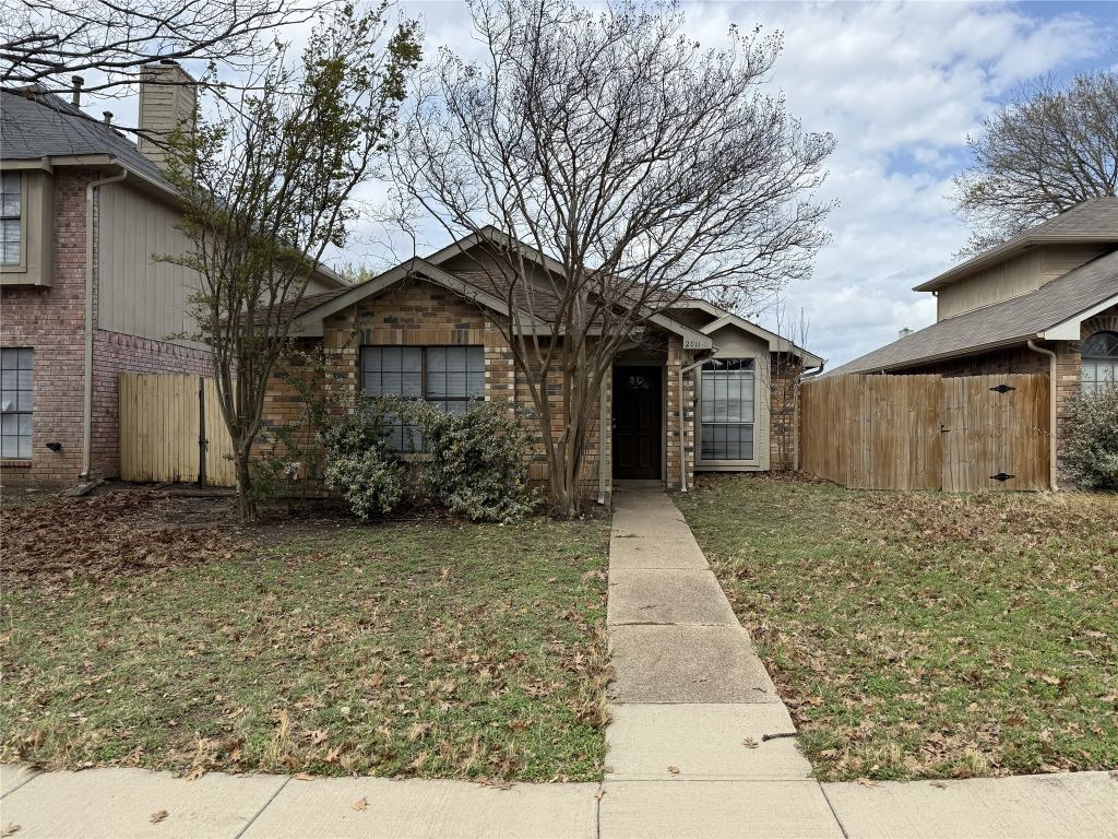 2011 Nectar Drive, Mesquite, TX 75149 — photo 1