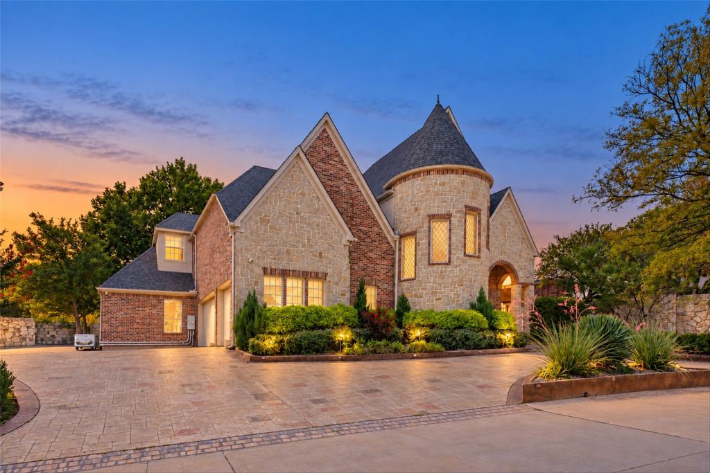 1900 Wilder Lane, Arlington, TX 76006 — photo 1