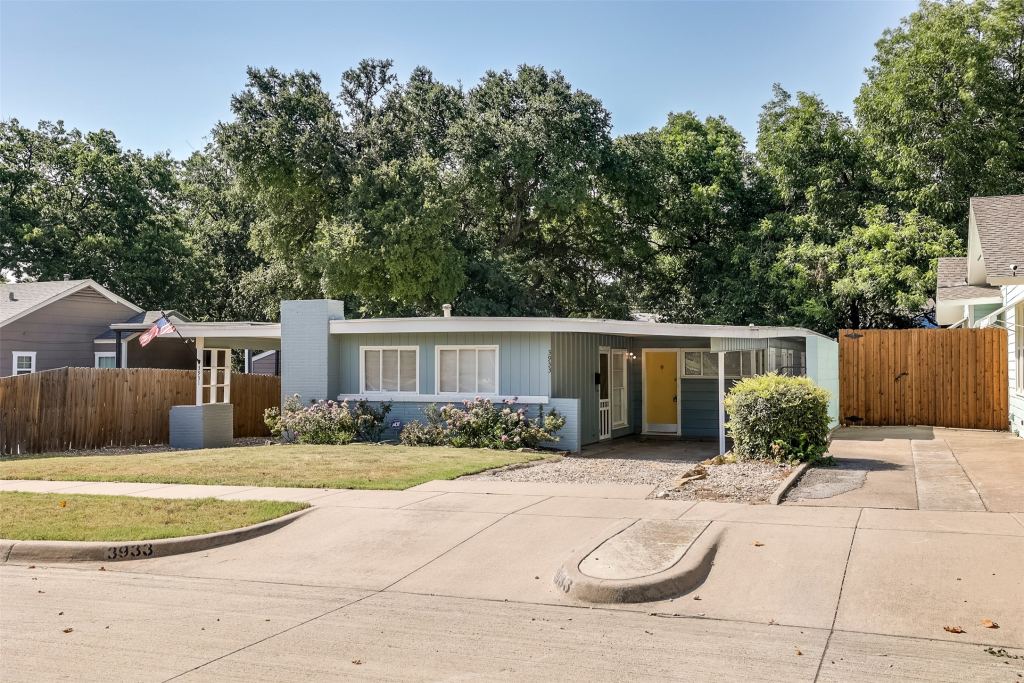 3933 Dexter Avenue, Fort Worth, TX 76107 — photo 1