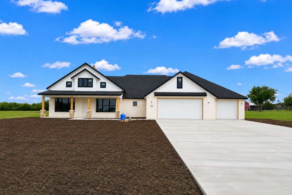 1054 Dove Hill Branch, Weatherford, TX 76088 — photo 1