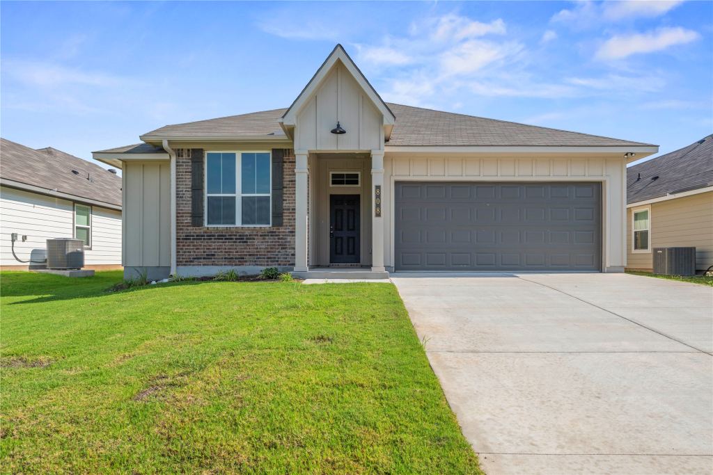 808 N Fork Ranch Road, Waco, TX 76705 — photo 1