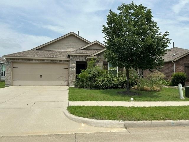 2757 Tobias Lane, Aubrey, TX 76227 — photo 1