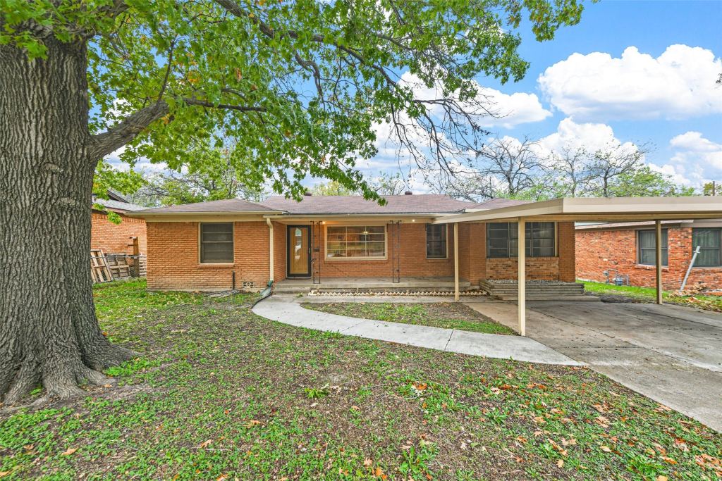 532 June Drive, White Settlement, TX 76108 — photo 1