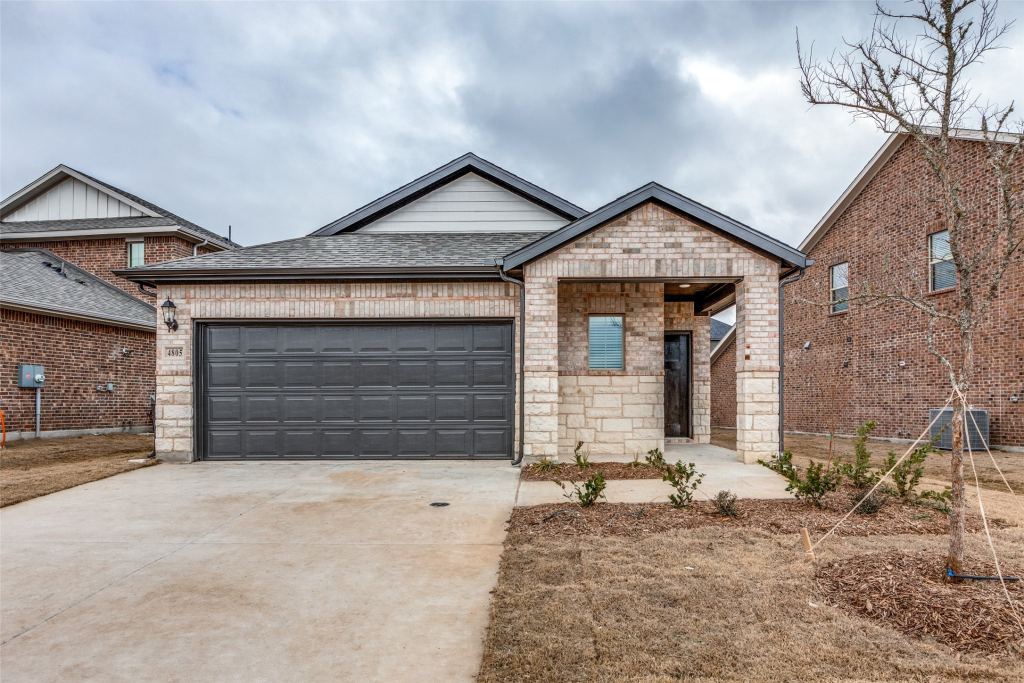4805 Everly Court, Princeton, TX 75071 — photo 1