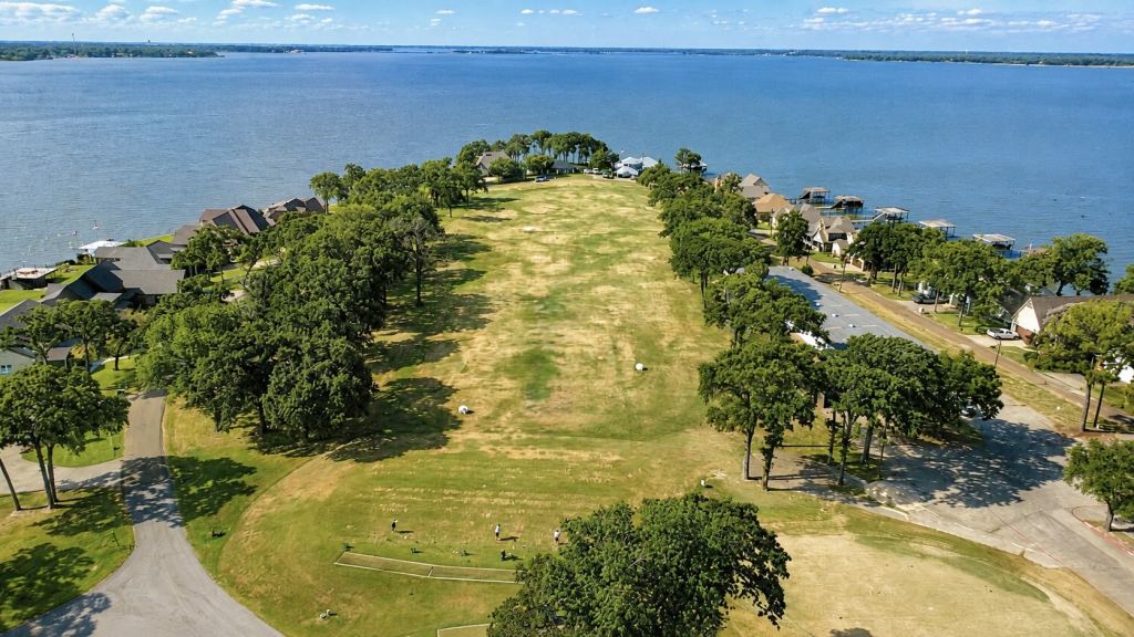 17506 Country Club Drive, Kemp, TX 75143 — photo 1