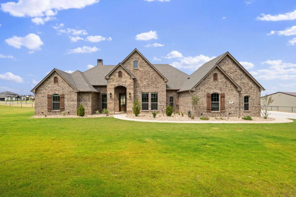 460 Royal Santana Run, Weatherford, TX 76087 — photo 1