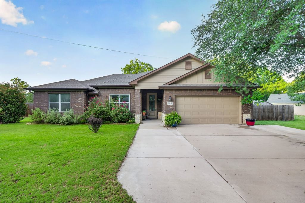 108 Mcanear Street, Cleburne, TX 76033 — photo 1
