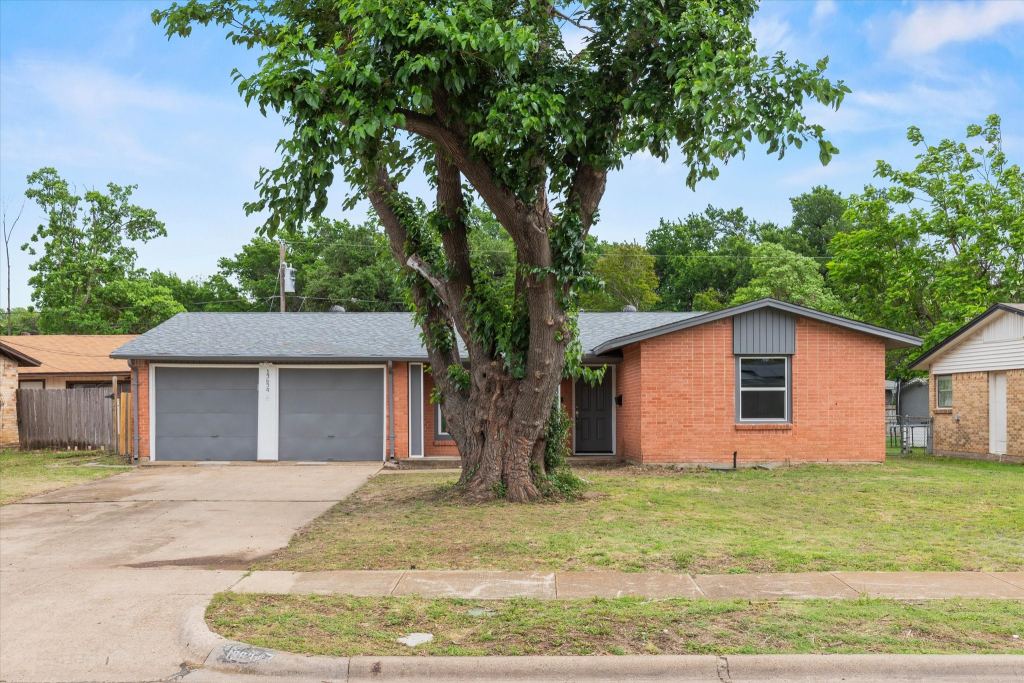 13634 Pyramid Drive, Farmers Branch, TX 75234 — photo 1