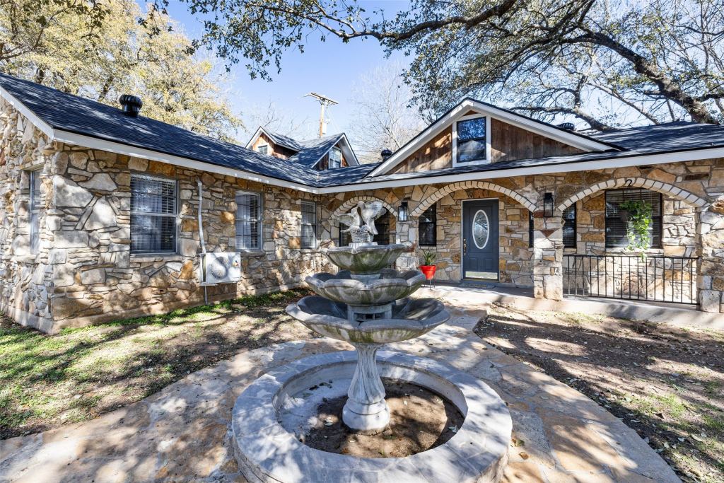 3625 Montego Boulevard, Granbury, TX 76049 — photo 1