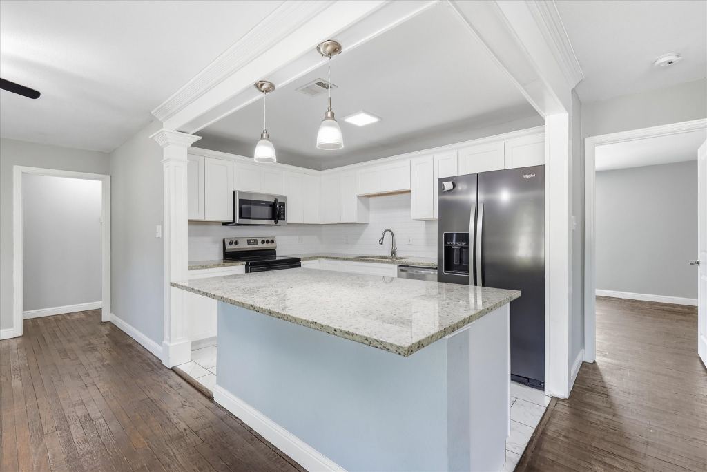4512 Wabash Avenue, Fort Worth, TX 76133 — photo 1