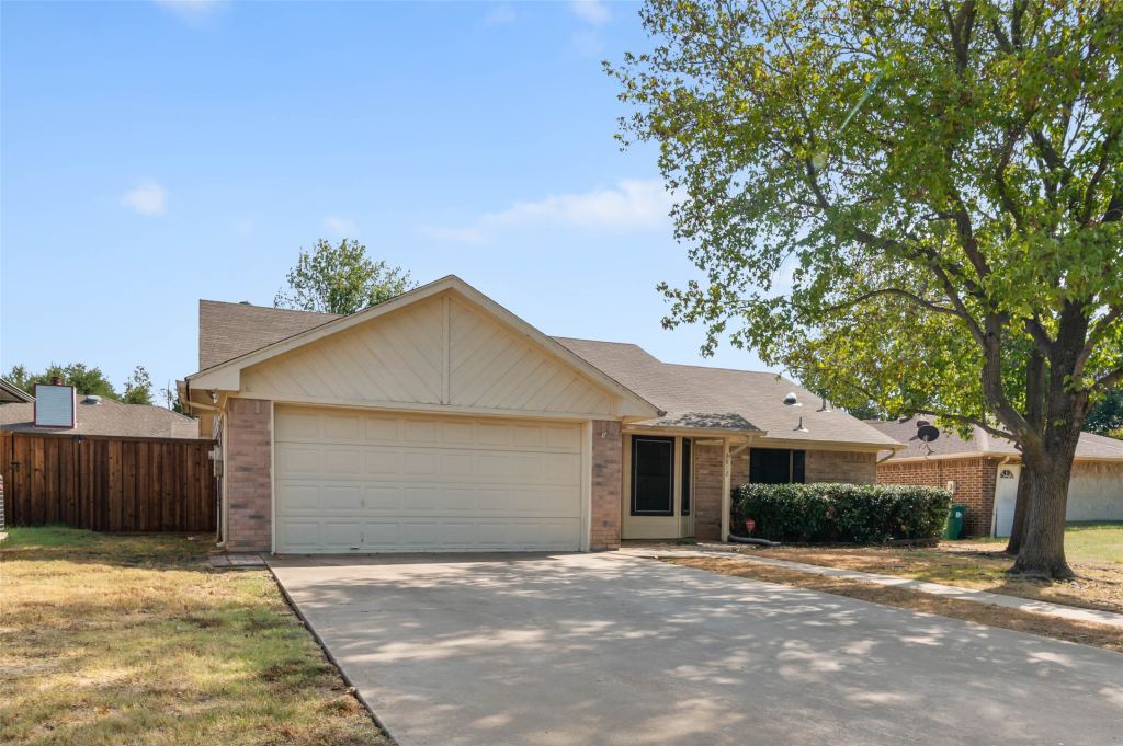 2812 Terry Court, Denton, TX 76209 — photo 1