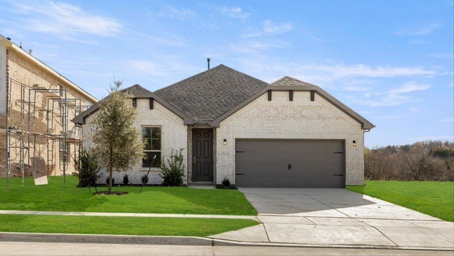 1420 Elle Lane