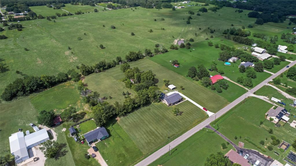 302 County Road 3320, Greenville, TX 75402 — photo 1