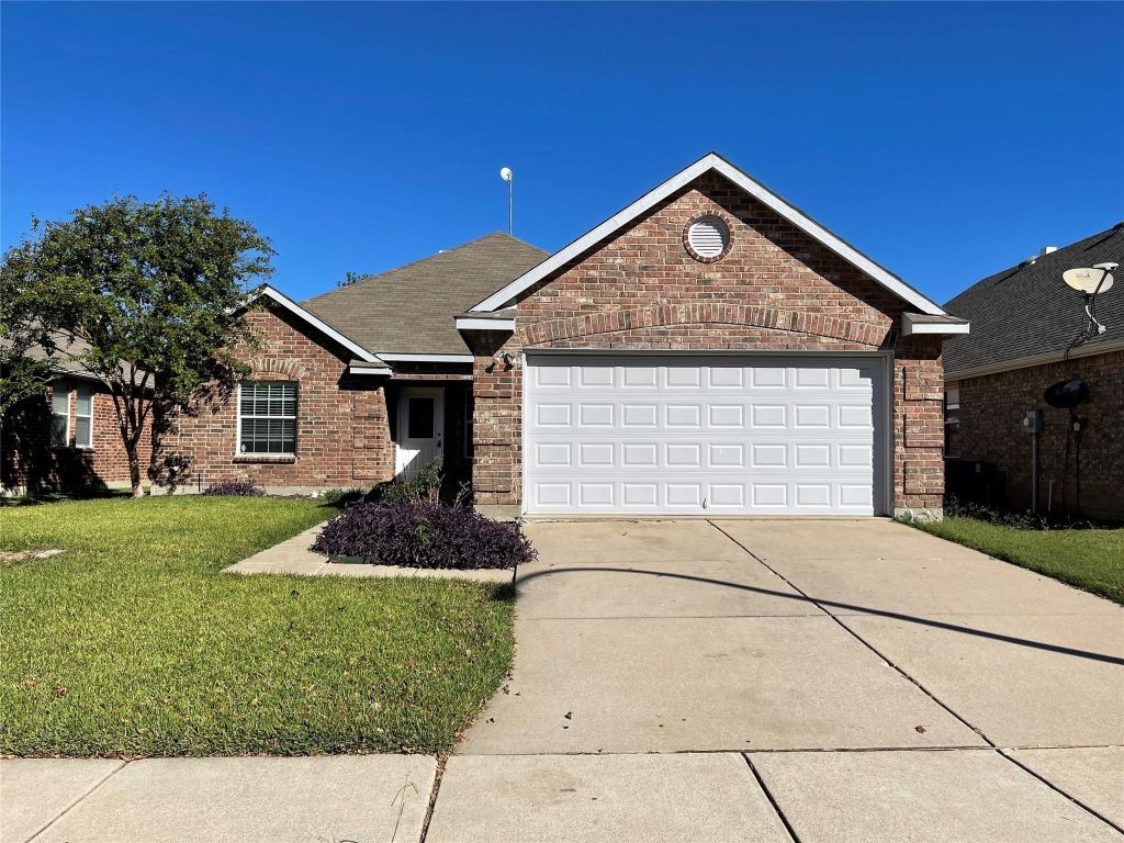1937 Creek Crossing Drive, Fort Worth, TX 76247 — photo 1