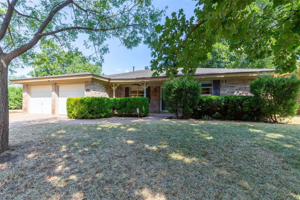 4018 Brook Hollow Drive