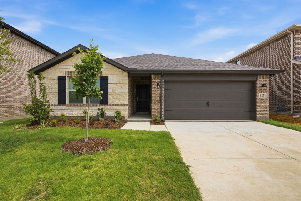 825 Birdie Drive, Little Elm, TX 75068 — photo 1