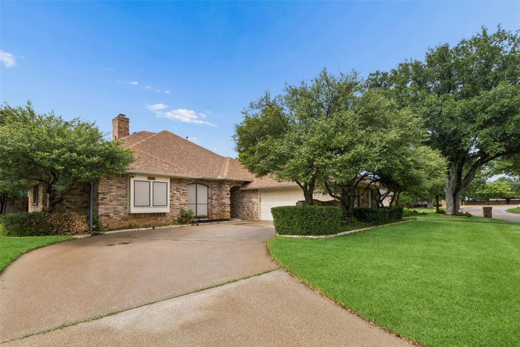 2507 Mandy Way, Arlington, TX 76017 — photo 1