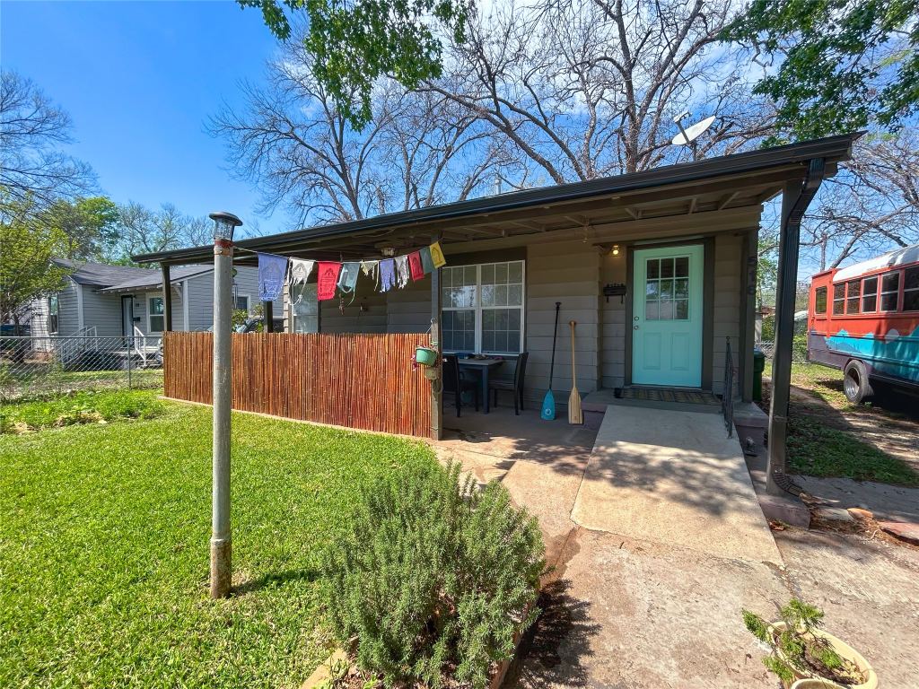 516 Harlem Avenue, Waco, TX 76704 — photo 1