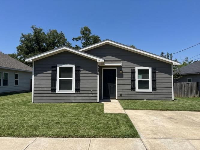 1110 Jones Street, Greenville, TX 75401 — photo 1