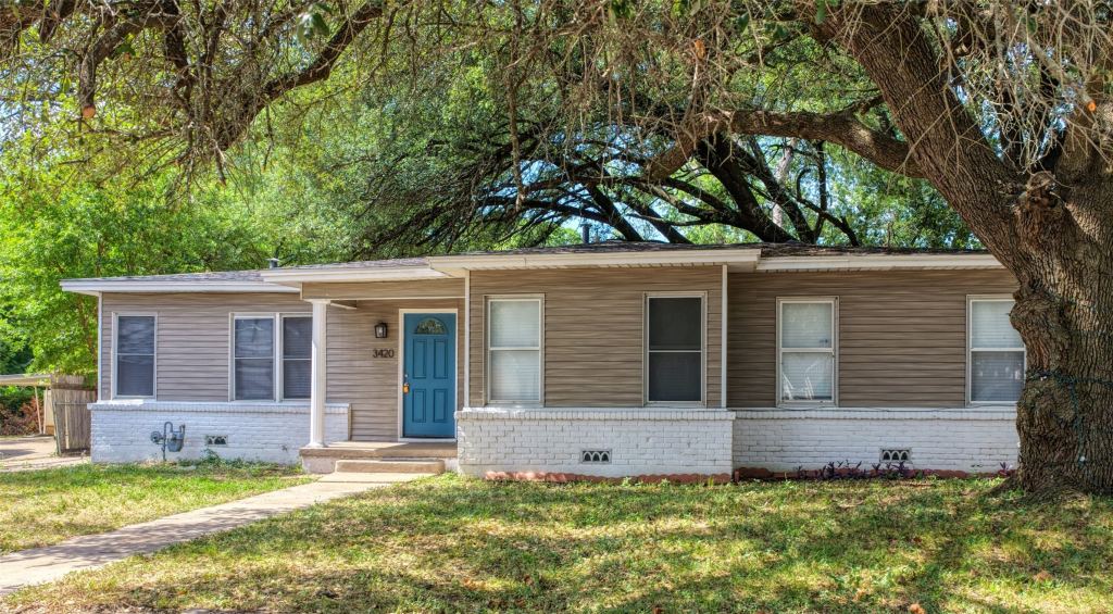 3420 Brook Circle, Waco, TX 76710 — photo 1