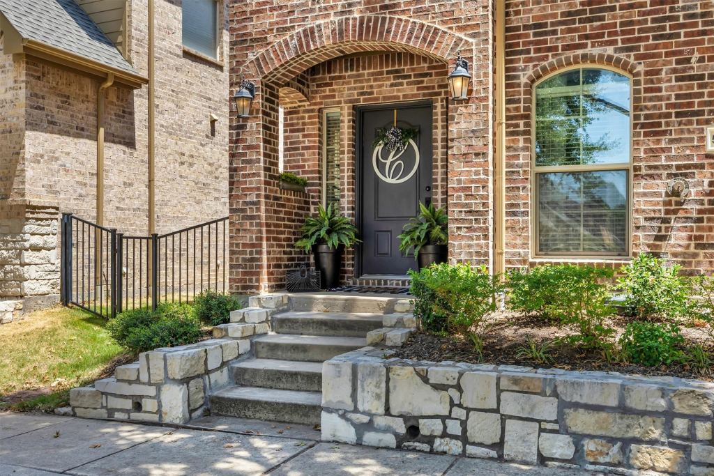 5646 Grosseto Drive, Frisco, TX 75034 — photo 1