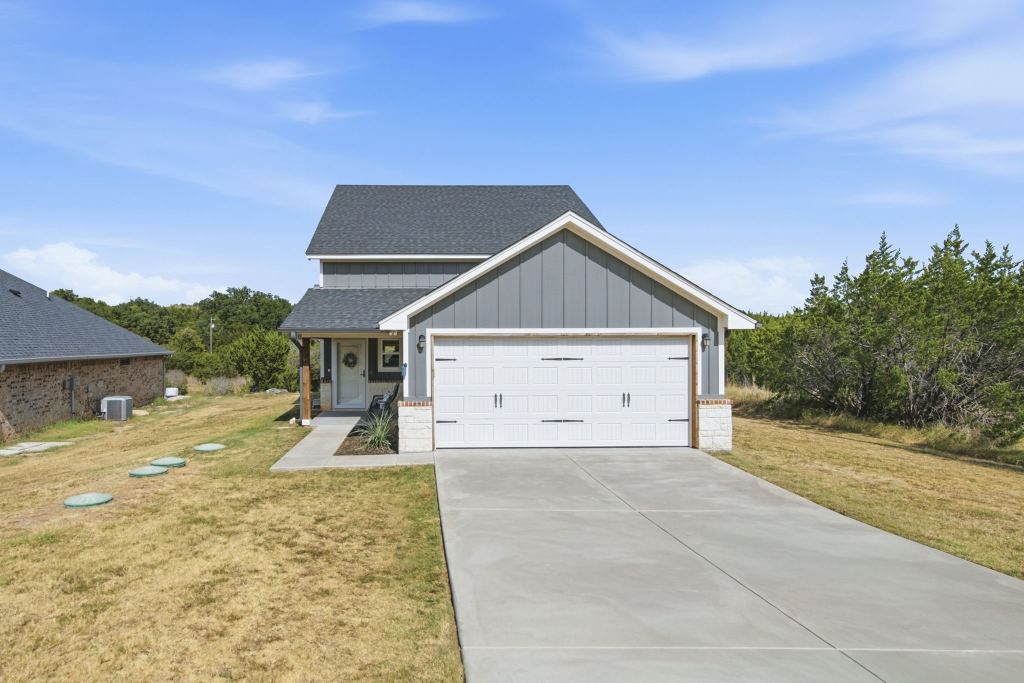 5101 Santa Fe Street, Granbury, TX 76048 — photo 1
