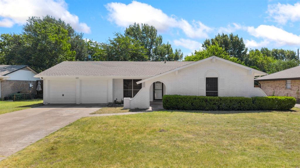 2020 Fordham Lane, Denton, TX 76201 — photo 1