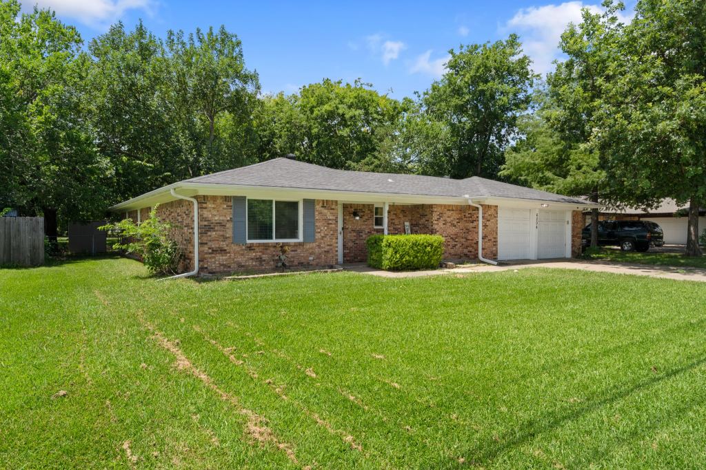 6204 Sayle Street, Greenville, TX 75402 — photo 1